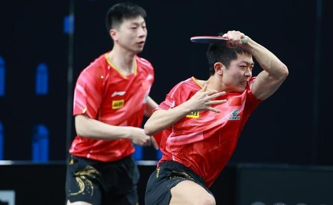 法国队鏖战日本队,王皓统治全场 法国队鏖战日本队,王皓统治全场