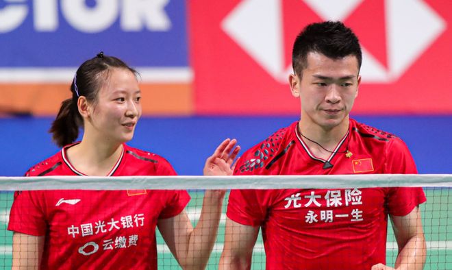 韩国队逆转印尼队,黄鸭组合统治全场 韩国队逆转印尼队,黄鸭组合统治全场