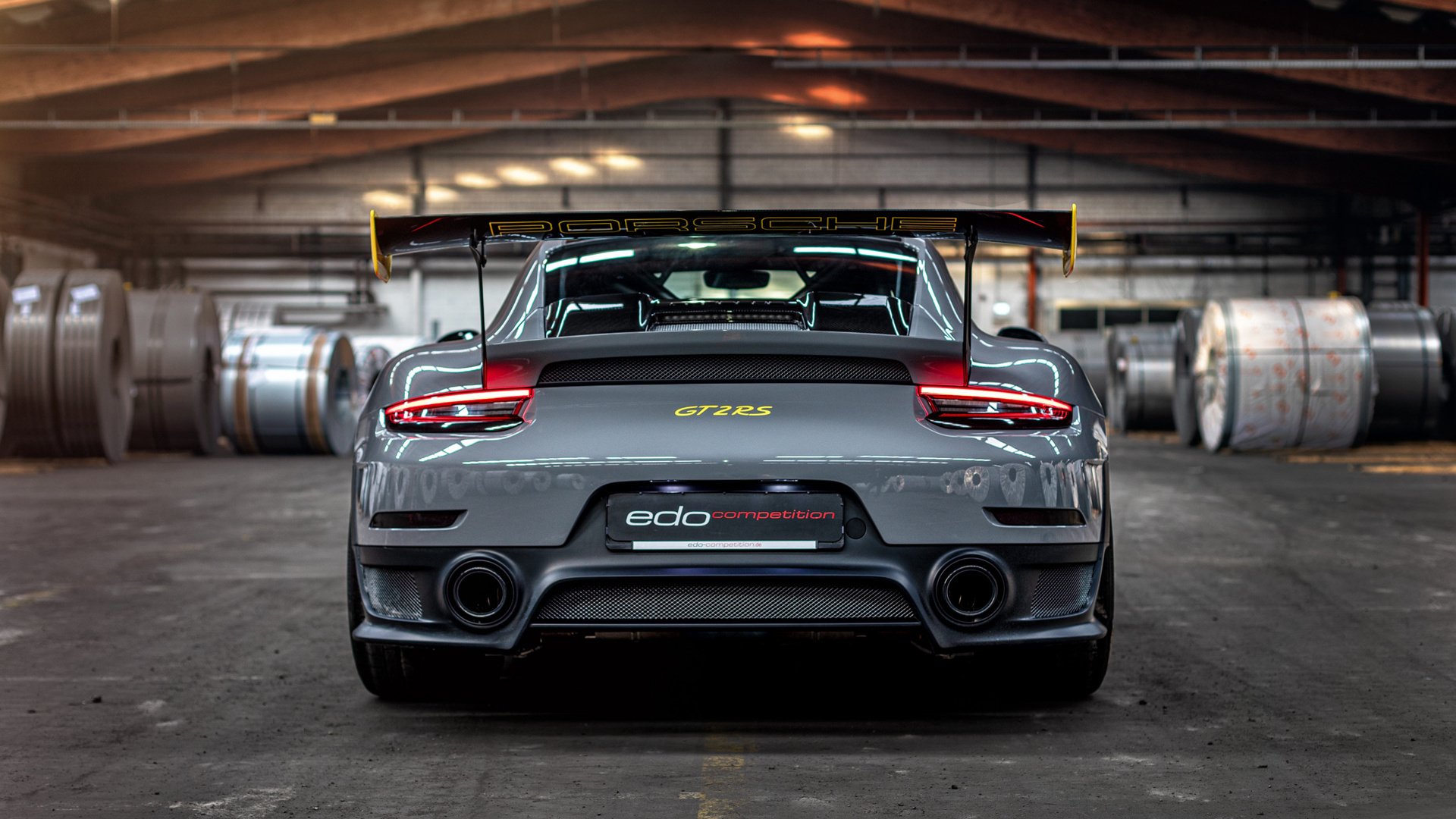 极速起跑与终场哨响，F1新纪元下的足球生存启示录